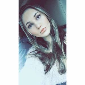 Meet your Posher, Camille